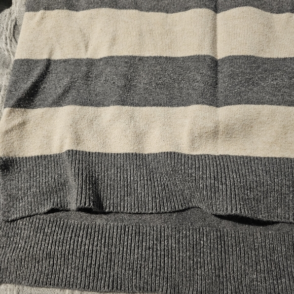 Pink Rose light sweater - Picture 3 of 4